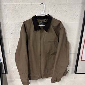 Filson Tacoma Work Jacket in Dark Mushroom Yukon Canvas